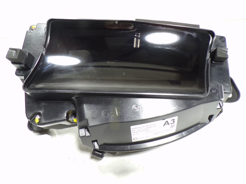 Recambio de cuadro instrumentos para toyota yaris cross 1.5 vvti 16 v 55 kw referencia OEM IAM 831080D010 831080D010 
