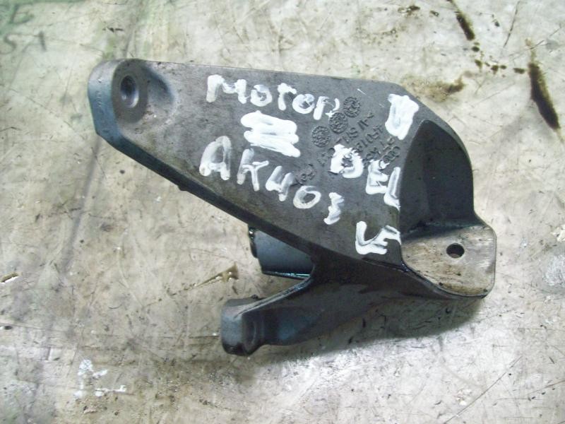 Recambio de soporte motor para audi a6 berlina (4f2) 2.0 tdi referencia OEM IAM 4F0199307N  
