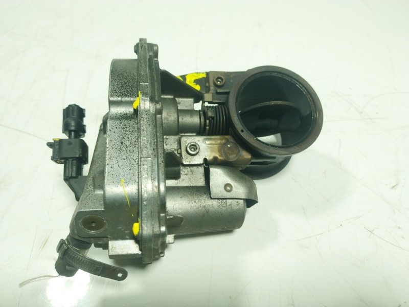 Recambio de caja mariposa para mitsubishi canter euro 5/eev 3.0 diesel referencia OEM IAM  02321120 