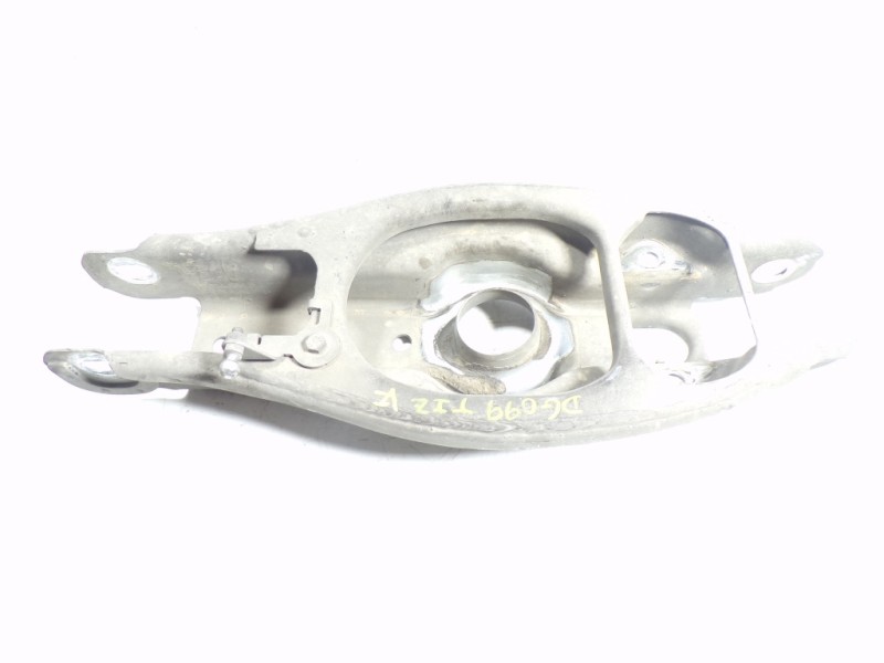Recambio de brazo suspension inferior trasero izquierdo para bmw serie 3 berlina (e90) 316d referencia OEM IAM 33326772899  