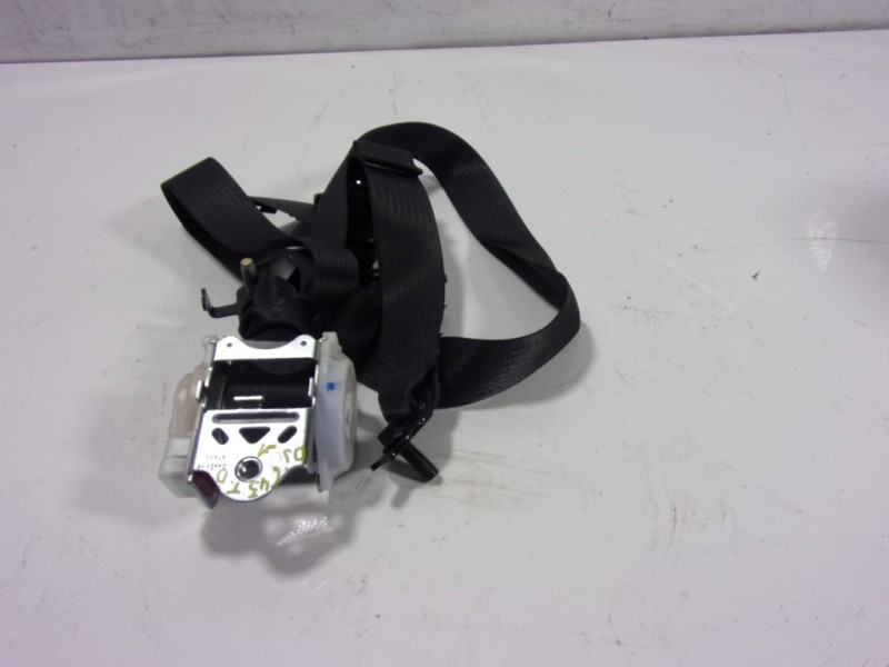 Recambio de cinturon seguridad trasero derecho para ford mustang 2.3 ecoboost cat referencia OEM IAM 1945482 FRJB63611B63B 