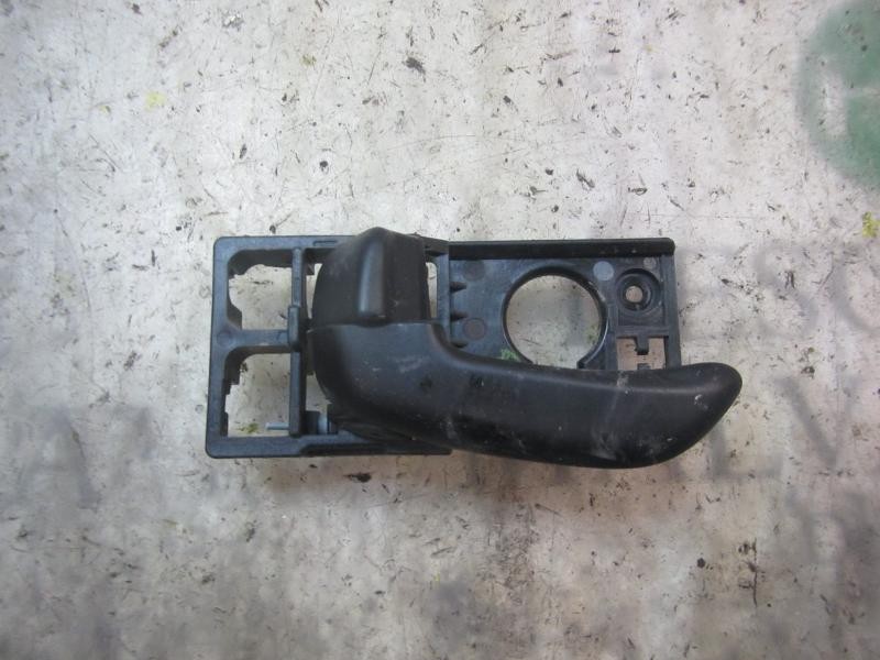 Recambio de maneta interior trasera izquierda para hyundai i10 1.1 12v cat referencia OEM IAM 826100X0004X  