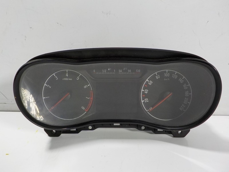 Recambio de cuadro instrumentos para opel corsa e 1.4 referencia OEM IAM 39140084 39204203 
