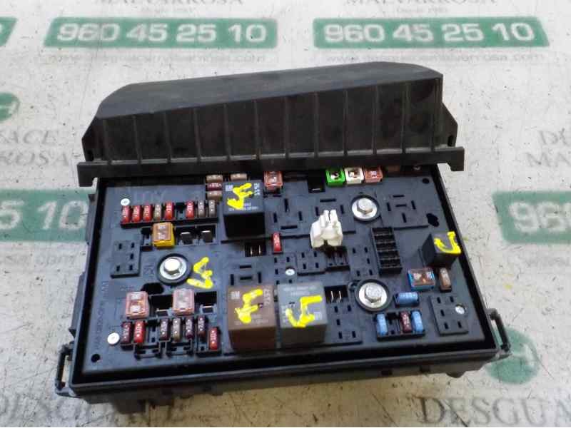 Recambio de caja reles / fusibles para opel ampera referencia OEM IAM 22785253 C11000139 C11000139
