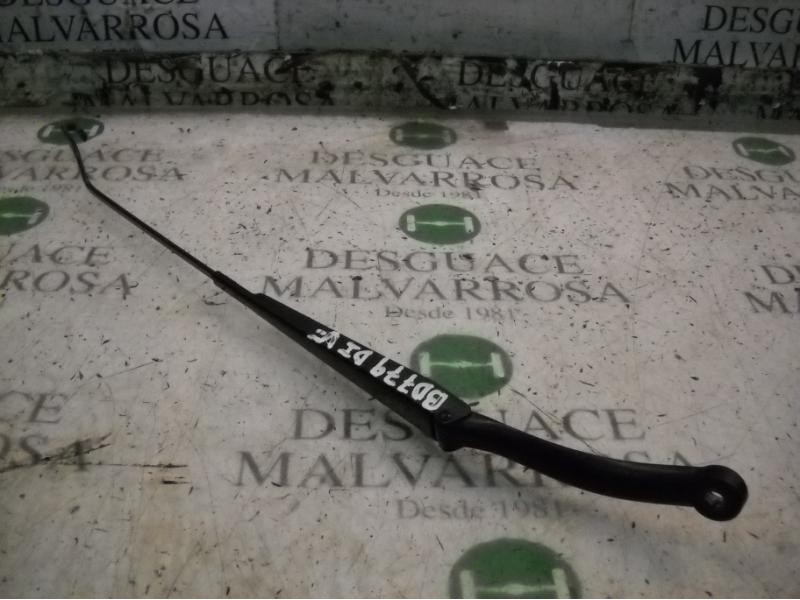 Recambio de brazo limpia delantero izquierdo para peugeot 307 (s1) xr referencia OEM IAM   