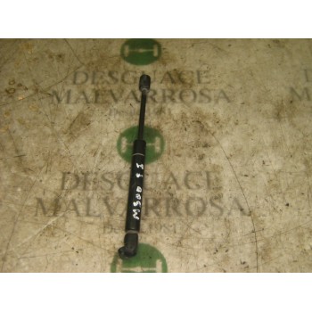 AMORTIGUADORES MALETERO / PORTON 8D5827552F 