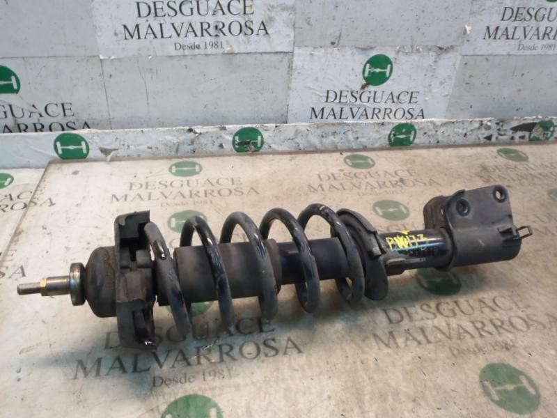 Recambio de amortiguador delantero derecho para opel vivaro combi 2.7t corto referencia OEM IAM   