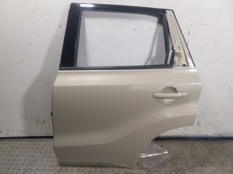 Recambio de puerta trasera izquierda para suzuki vitara (ly) 1.6 (apk 416) referencia OEM IAM   
