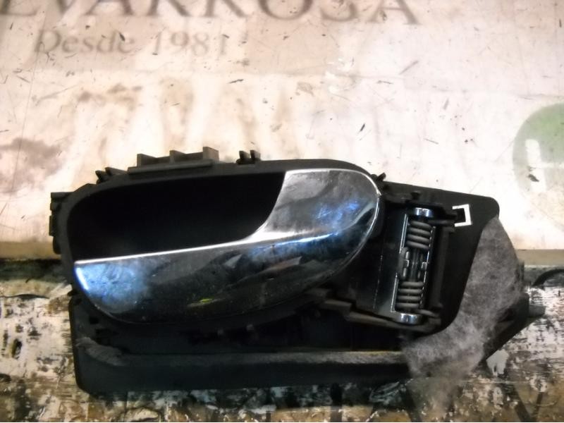 Recambio de maneta interior delantera derecha para peugeot 307 (s1) xr referencia OEM IAM   