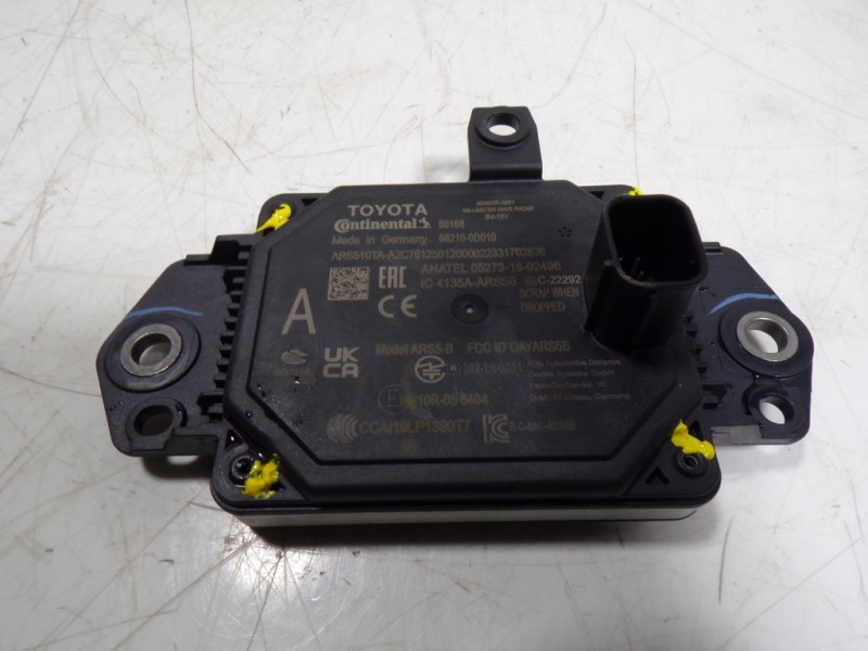 Recambio de modulo electronico para toyota yaris cross 1.5 vvti 16 v 55 kw referencia OEM IAM 882100D010 882100D010 