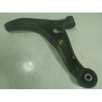 BRAZO SUSPENSION INFERIOR DELANTERO DERECHO 8200688875 