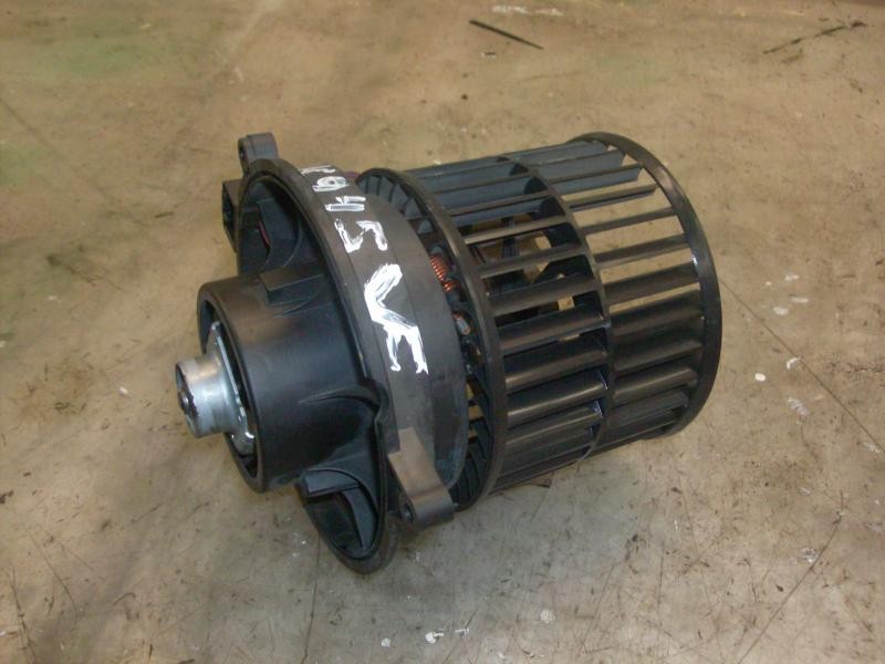 Recambio de motor calefaccion para ford fiesta (cbk) ghia referencia OEM IAM   