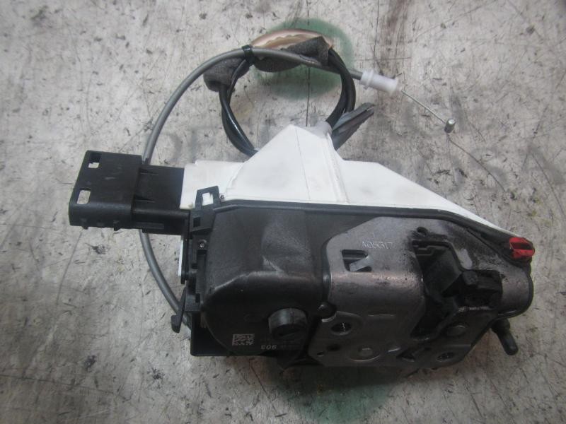 Recambio de cerradura puerta trasera derecha para citroën c4 cactus feel fine referencia OEM IAM 9801690380  