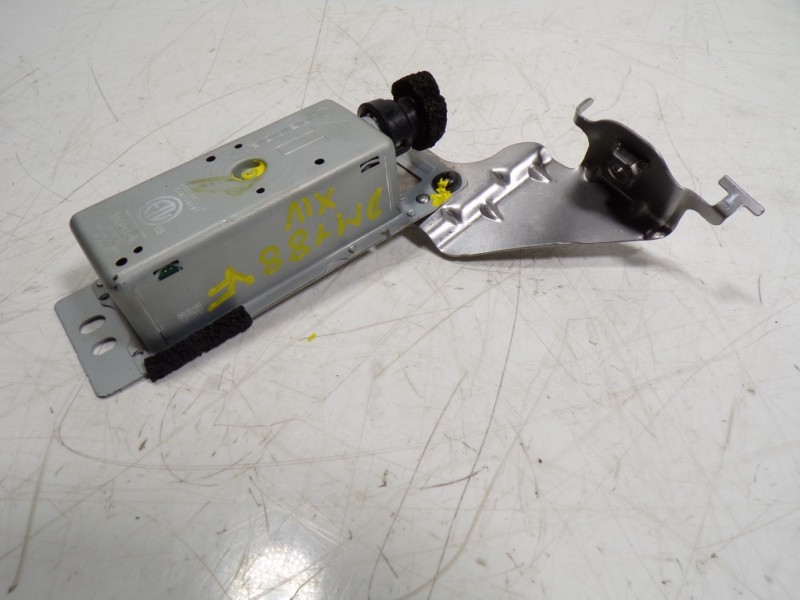 Recambio de modulo electronico para toyota yaris cross 1.5 vvti 16 v 55 kw referencia OEM IAM  8805148010 