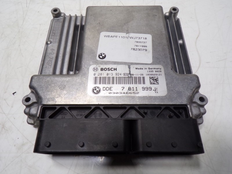 Recambio de centralita motor uce para bmw x3 (e83) xdrive 20d referencia OEM IAM 13618506356 7811999 0281013924