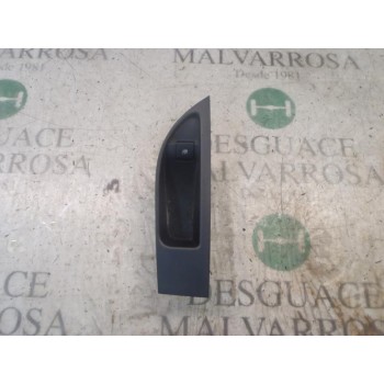 MANDO ELEVALUNAS TRASERO DERECHO 