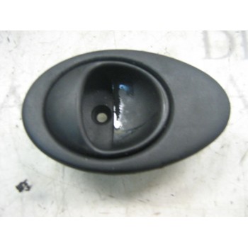 MANETA INTERIOR DELANTERA DERECHA 