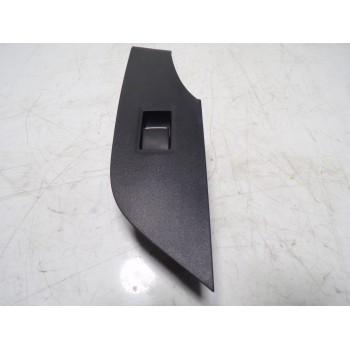 MANDO ELEVALUNAS TRASERO IZQUIERDO 8481012110 3361F15 