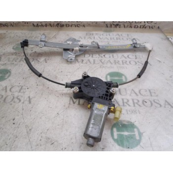 ELEVALUNAS DELANTERO IZQUIERDO 824011E210 