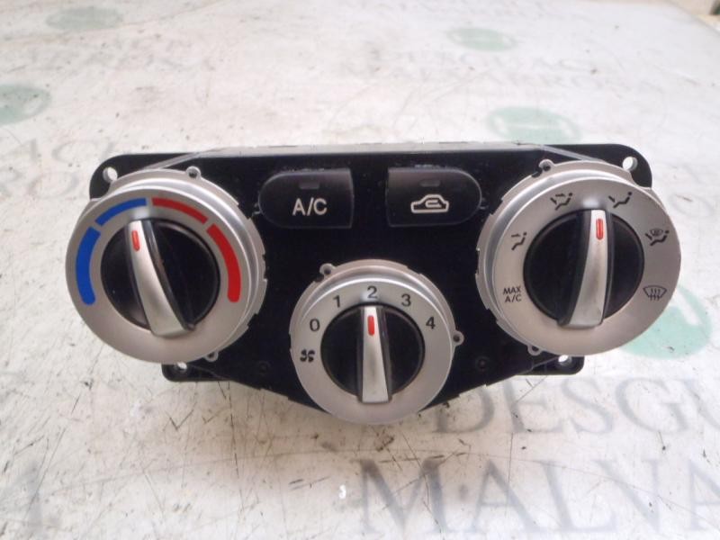 Recambio de mando calefaccion / aire acondicionado para hyundai accent (mc) gl referencia OEM IAM 972501E450 972501EXXX 