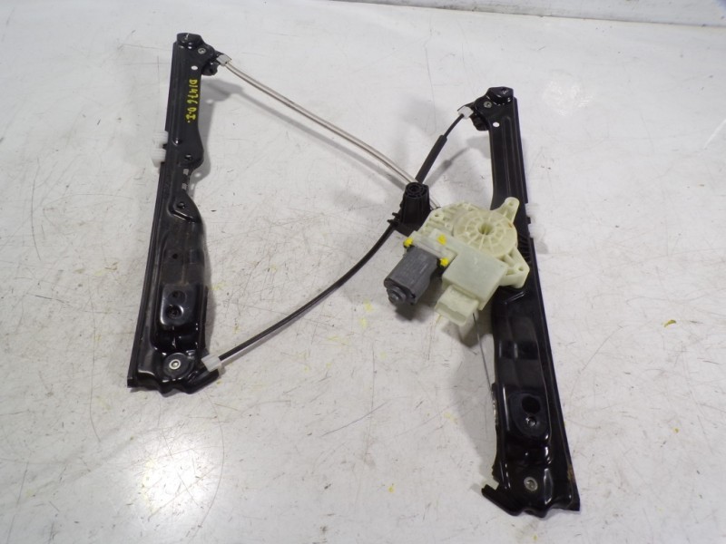 Recambio de elevalunas delantero izquierdo para peugeot 308 1.5 hdi referencia OEM IAM 9816273280 9816271880 00189512850401