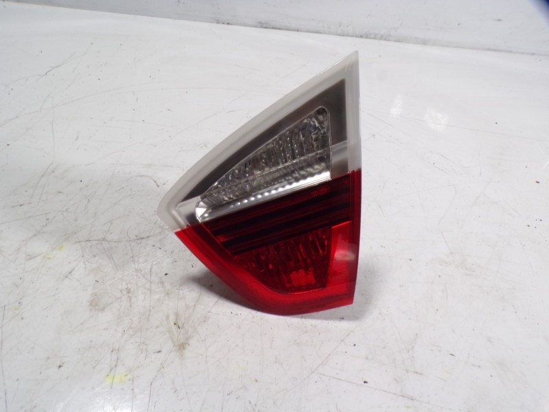 Recambio de piloto trasero derecho interior para bmw serie 3 berlina (e90) 2.0 cat referencia OEM IAM 63216937460 6937460 