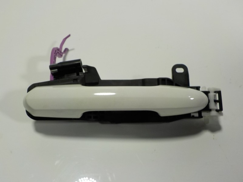 Recambio de maneta exterior trasera derecha para toyota rav4 hybrid fwd referencia OEM IAM 6921142080A0  6920342060