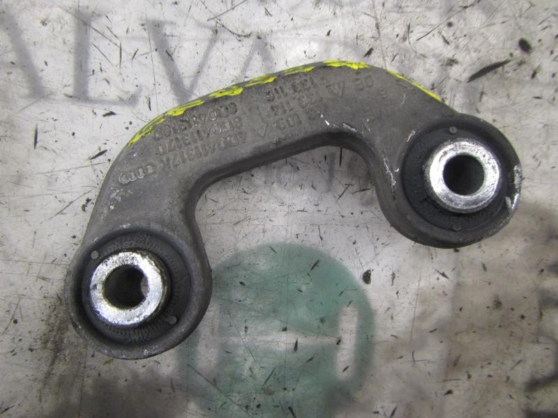 Recambio de bieleta estabilizadora delantera izquierda para audi a4 berlina (b5) 2.5 tdi referencia OEM IAM 8D0411317D  