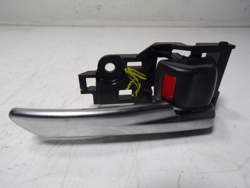 Recambio de maneta interior delantera derecha para toyota rav4 hybrid fwd referencia OEM IAM 6920533140C0  