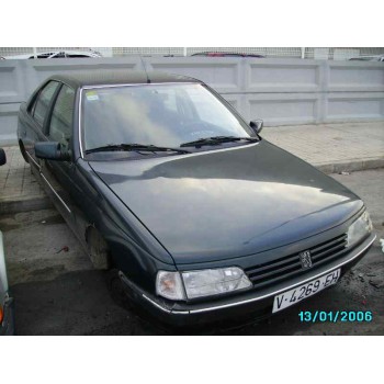 PEUGEOT 405 BERLINA
