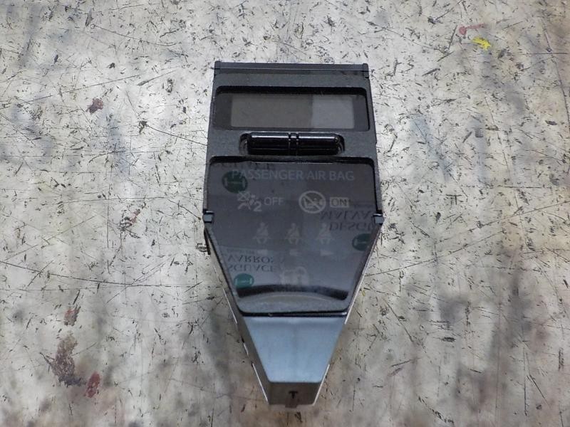 Recambio de modulo electronico para toyota auris hybrid business referencia OEM IAM 8391002200 8391002200 