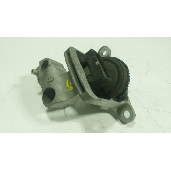 SOPORTE MOTOR DERECHO 112104BE0A 