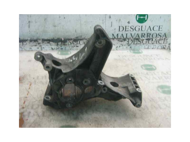 Recambio de soporte motor para renault megane i classic (la0) 1.9 d europa referencia OEM IAM   