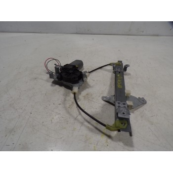 ELEVALUNAS TRASERO DERECHO 82700JD400 