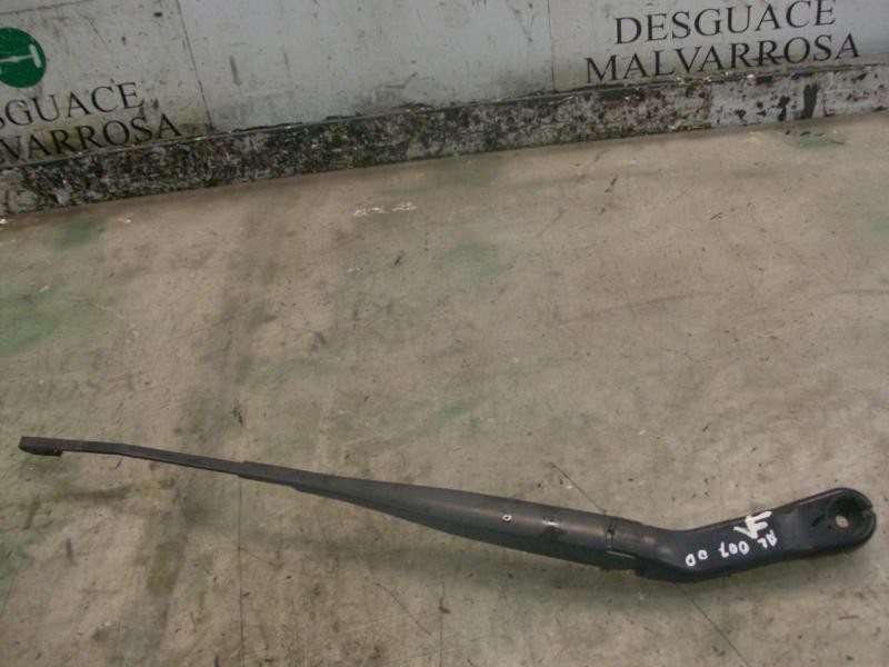 Recambio de brazo limpia delantero derecho para opel meriva enjoy referencia OEM IAM   