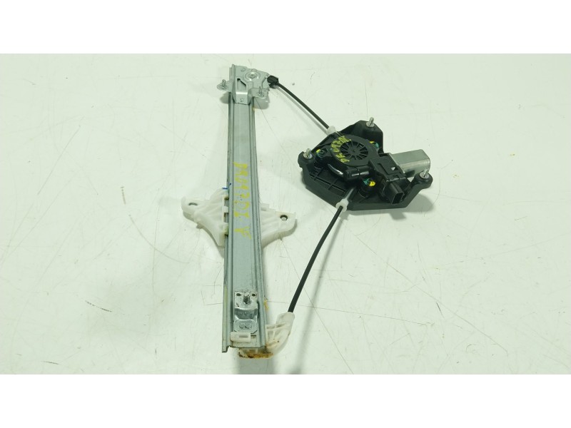 Recambio de elevalunas delantero izquierdo para toyota aygo x (_b7_) 1.0 vvt-i (kgb70) referencia OEM IAM 698200H061  