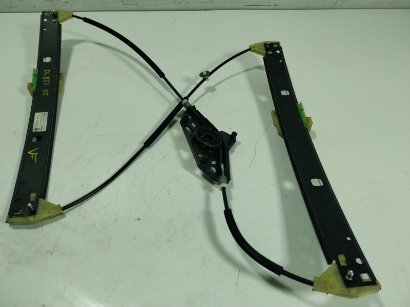 Recambio de elevalunas delantero izquierdo para skoda octavia lim. (5e3) 2.0 tdi referencia OEM IAM 5E0837461B  