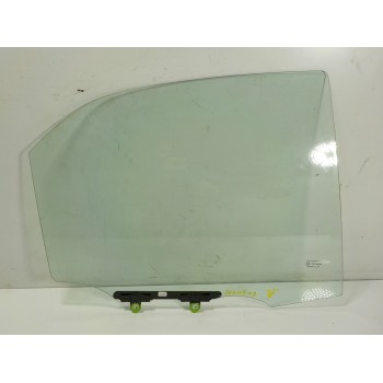 CRISTAL PUERTA TRASERO DERECHO 68103K0010 