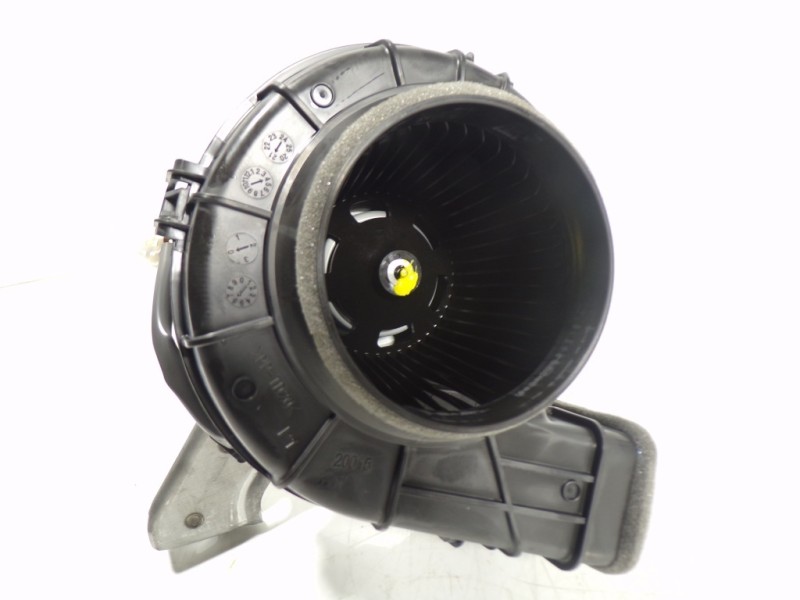 Recambio de motor calefaccion para toyota rav4 hybrid fwd referencia OEM IAM G923033050 G923033050 