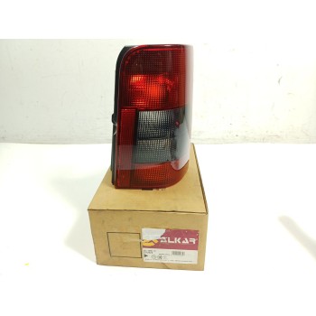 PILOTO TRASERO DERECHO 2212974 