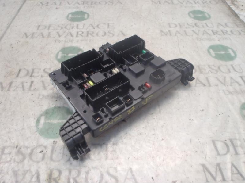 Recambio de caja reles / fusibles para opel astra j lim. 1.7 16v cdti referencia OEM IAM   