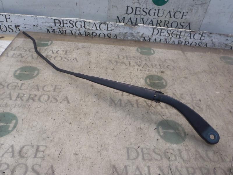 Recambio de brazo limpia delantero derecho para renault megane ii familiar dynamique referencia OEM IAM   