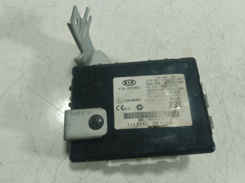 Recambio de modulo electronico para kia cee´d (jd) 1.4 crdi 90 referencia OEM IAM 95400A2210 95400A2210 