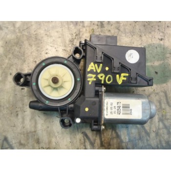 MOTOR ELEVALUNAS TRASERO DERECHO 