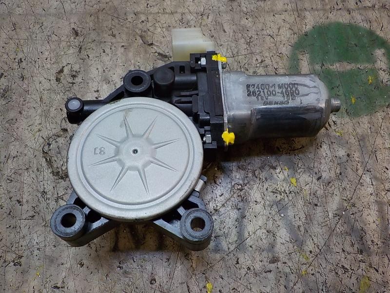 Recambio de motor elevalunas trasero derecho para kia soul 1.6 crdi cat referencia OEM IAM 824601M000 262104690 262104690