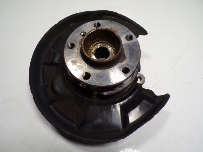 Recambio de mangueta trasera izquierda para bmw serie 1 lim. (f20/f21) 1.5 12v turbodiesel referencia OEM IAM 33326792515  