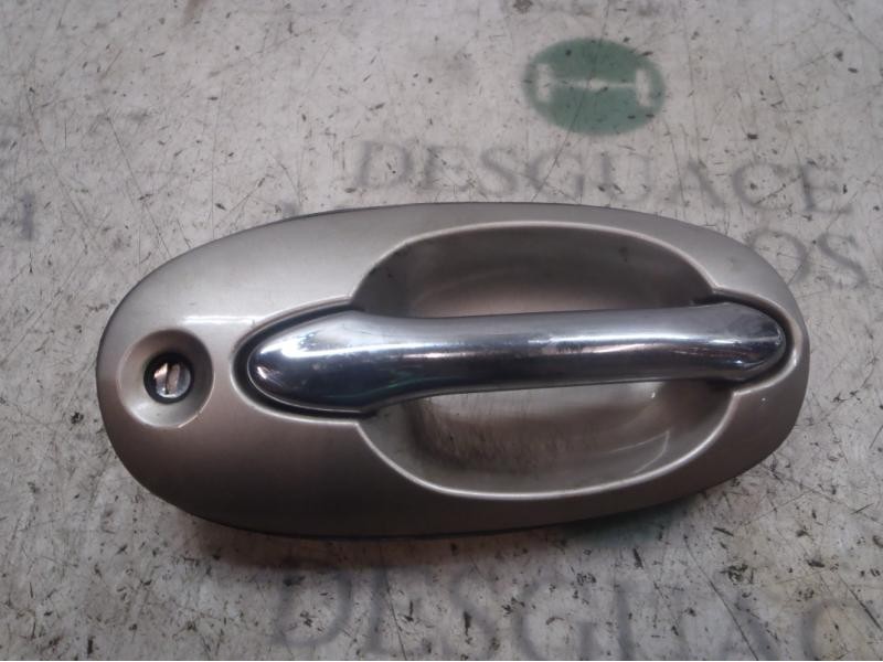 Recambio de maneta exterior delantera derecha para kia carnival ii 2.9 cdri ex referencia OEM IAM   