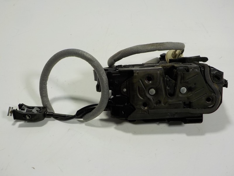 Recambio de cerradura puerta delantera derecha para seat arona 1.0 tsi referencia OEM IAM 5TB837016A B6A5TB837016A 