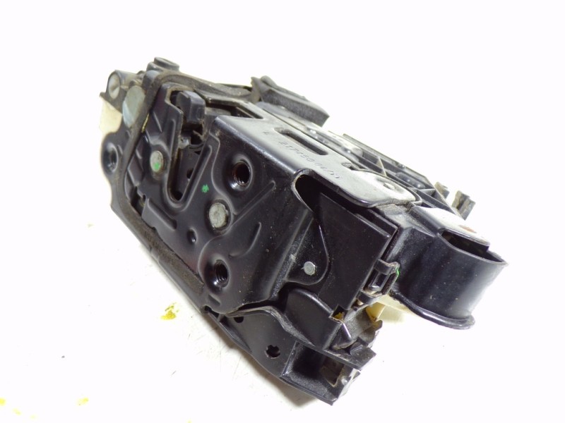 Recambio de cerradura puerta trasera izquierda para volkswagen polo (6r1) 1.6 tdi referencia OEM IAM 5K4839015F 6R4839015 