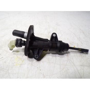 BOMBA EMBRAGUE 41610K7400 